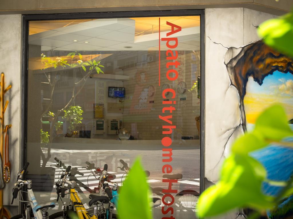 寓旅宿 Apato Cityhome Kaohsiung Buitenkant foto