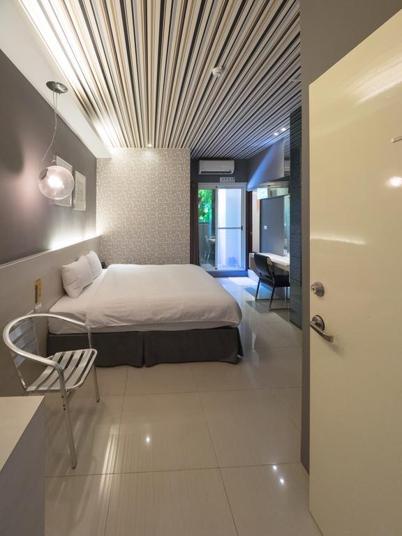 寓旅宿 Apato Cityhome Kaohsiung Buitenkant foto