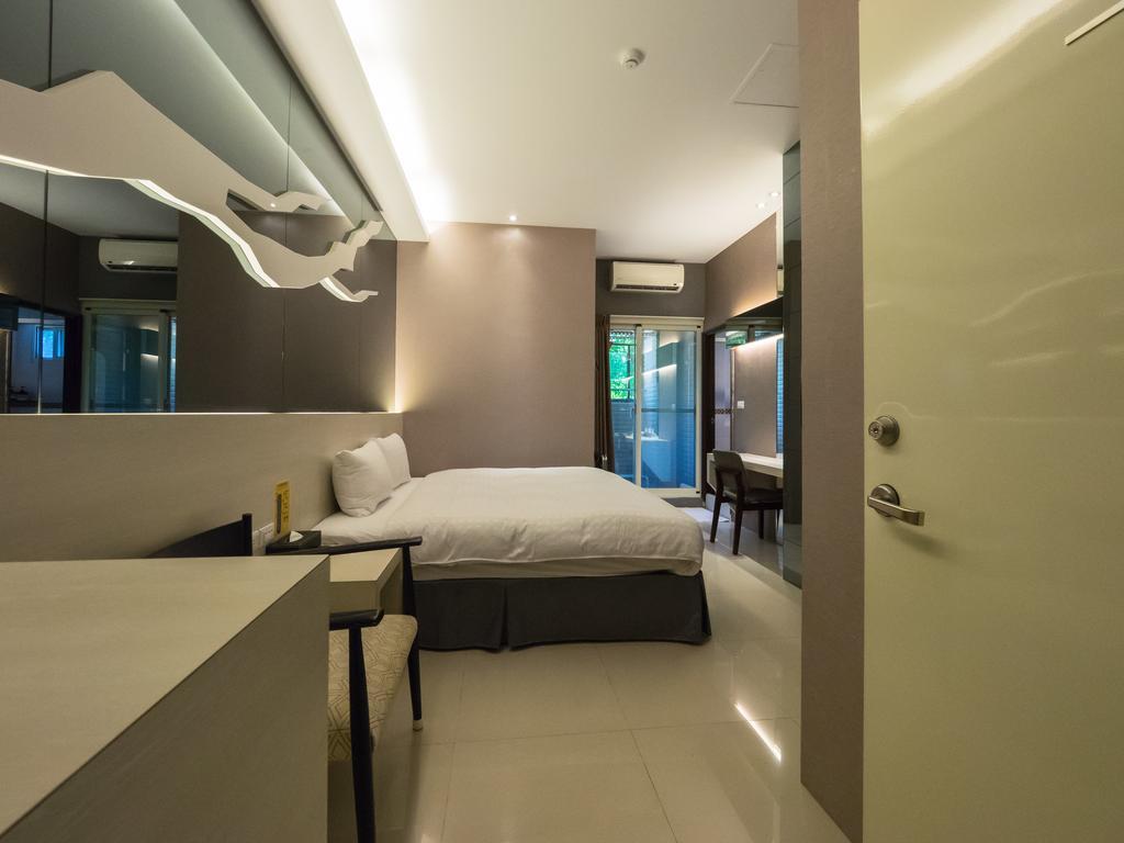 寓旅宿 Apato Cityhome Kaohsiung Buitenkant foto