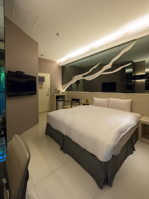 寓旅宿 Apato Cityhome Kaohsiung Buitenkant foto