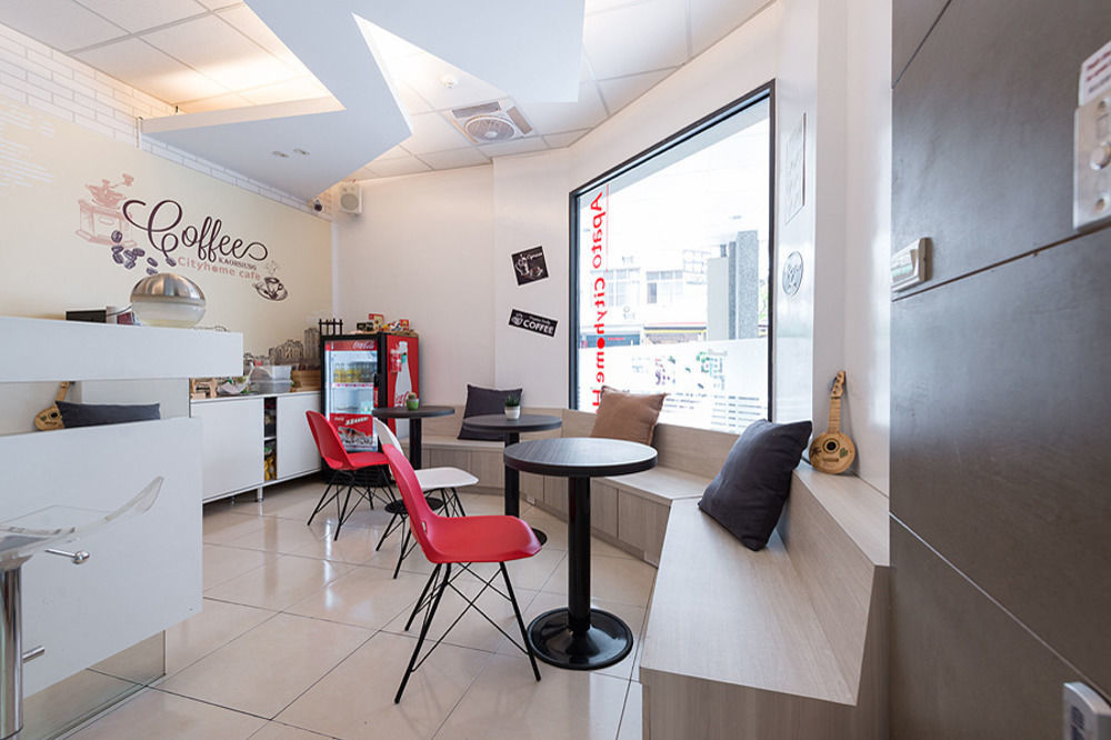 寓旅宿 Apato Cityhome Kaohsiung Buitenkant foto