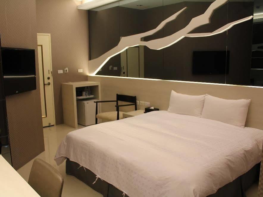 寓旅宿 Apato Cityhome Kaohsiung Buitenkant foto